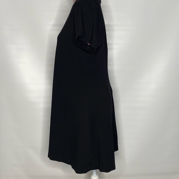 Uniqlo black cotton dress. - Picture 6 of 10